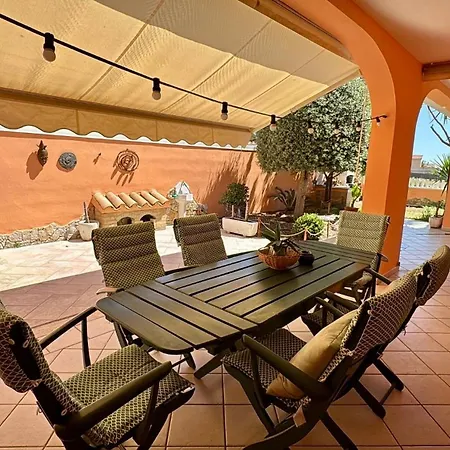Ina With Sea View In A Quiet Location In Southern Sardinia Casa vacanze Quartu SantʼElena